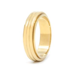 Gold Ribbed Mens Ring